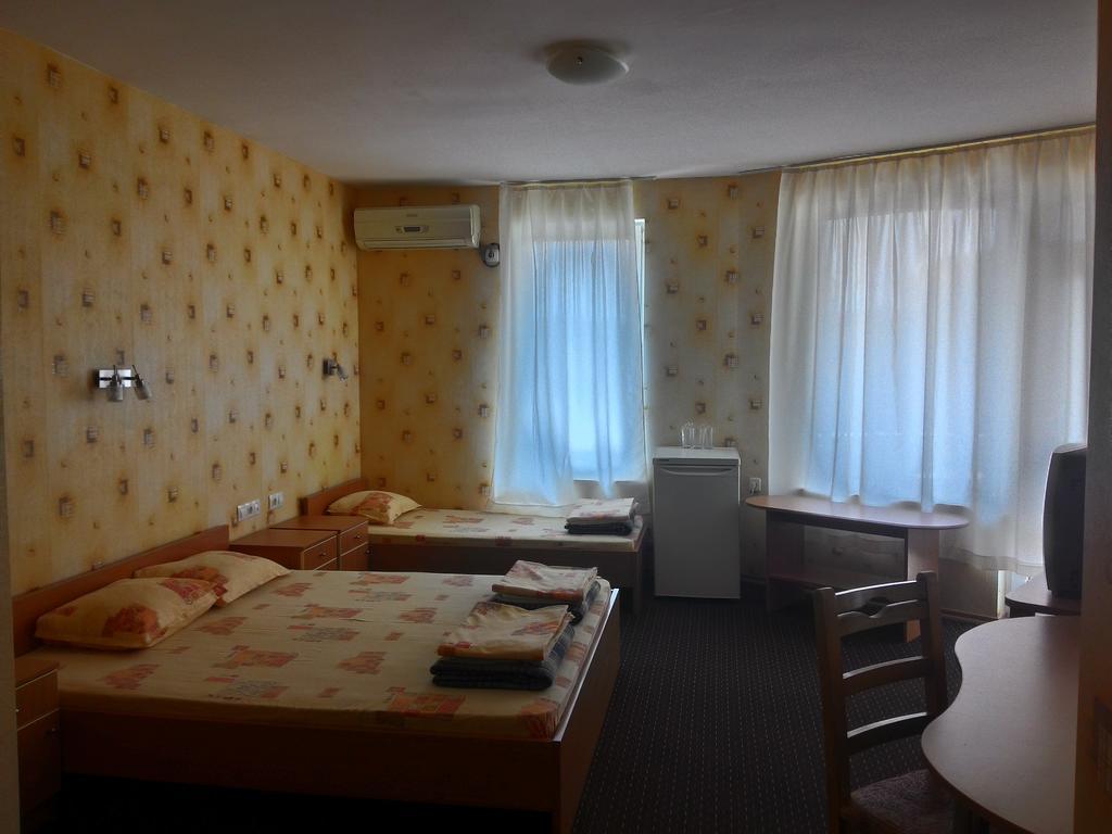 South Beach Hotel Naousa Oda fotoğraf