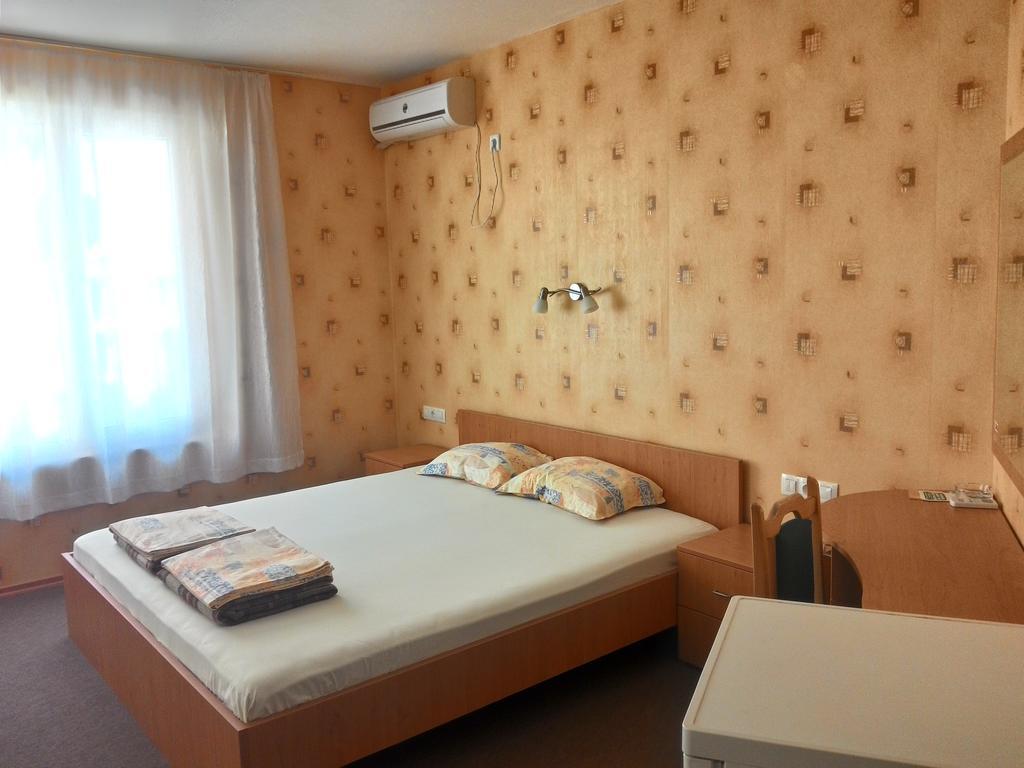 South Beach Hotel Naousa Oda fotoğraf